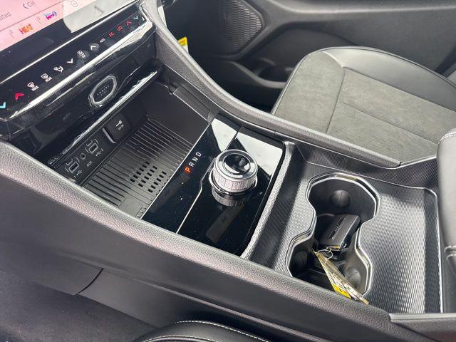 2026 Jeep Grand Cherokee Altitude 4x2