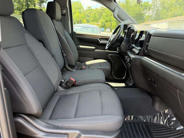 2023 Chevrolet Silverado 1500 4WD Crew Cab Short Bed LT with 2FL
