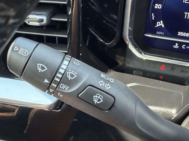 2023 Chevrolet Silverado 1500 4WD Crew Cab Short Bed LT with 2FL