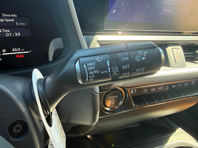 2026 Lexus 300 Premium AWD