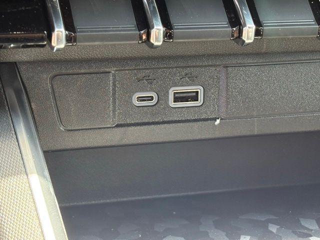 2026 GMC Canyon Elevation, 4WD