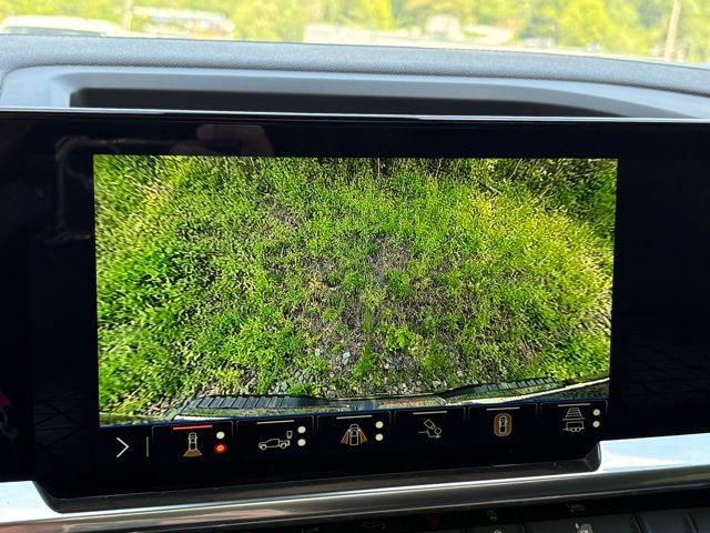 2026 GMC Sierra 2500HD Crew Cab, Standard Bed, SLT, 4WD