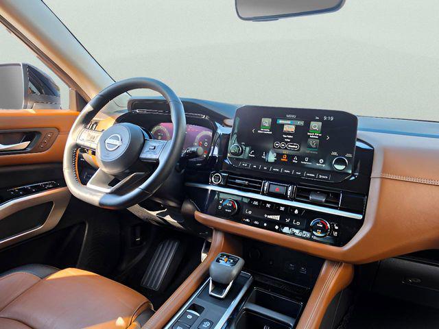 2023 Nissan Pathfinder Platinum 4WD
