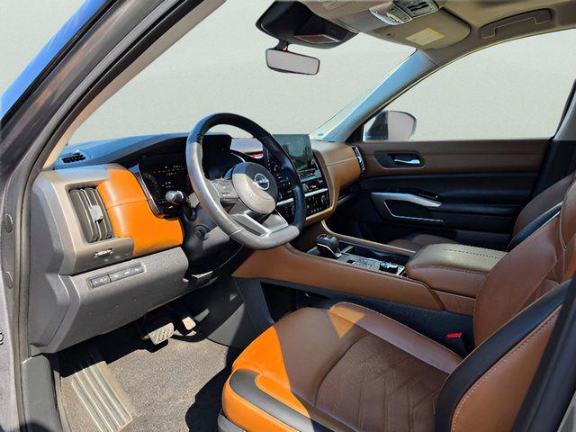 2023 Nissan Pathfinder Platinum 4WD