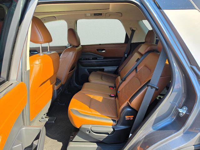 2023 Nissan Pathfinder Platinum 4WD