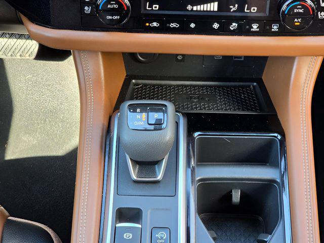 2023 Nissan Pathfinder Platinum 4WD