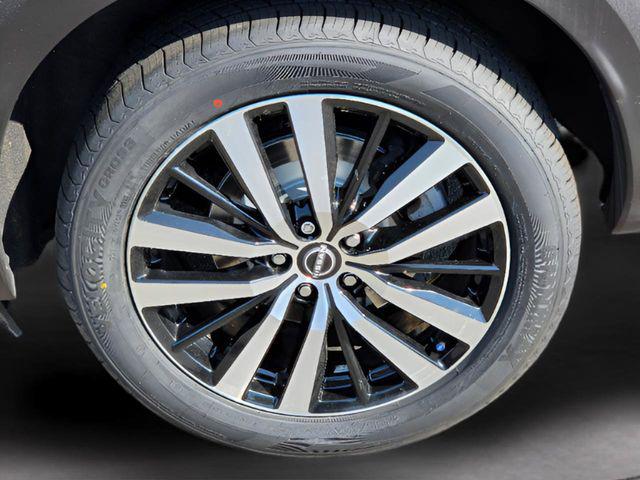 2023 Nissan Pathfinder Platinum 4WD