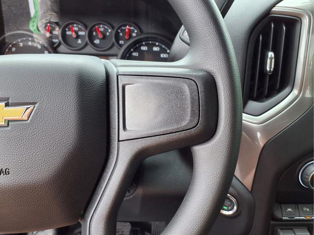 2026 Chevrolet Silverado 1500 4WD Regular Cab Long Bed WT