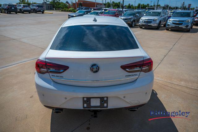 2018 Buick Regal Sportback Essence
