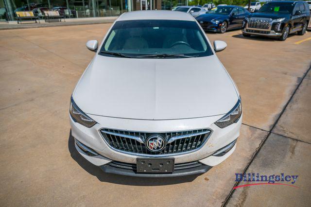 2018 Buick Regal Sportback Essence