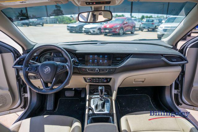 2018 Buick Regal Sportback Essence