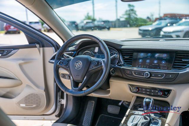 2018 Buick Regal Sportback Essence