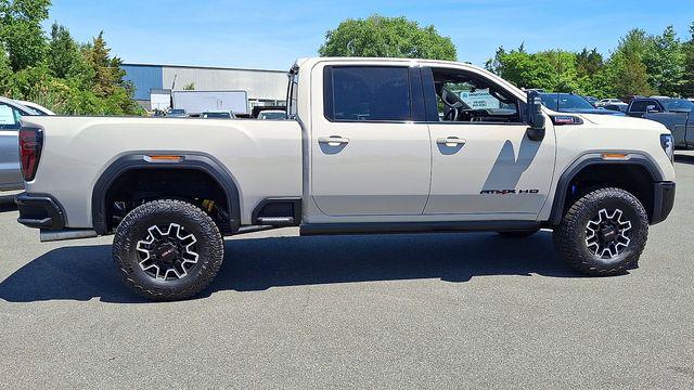 2026 GMC Sierra 2500HD Crew Cab, Standard Bed, AT4X, 4WD