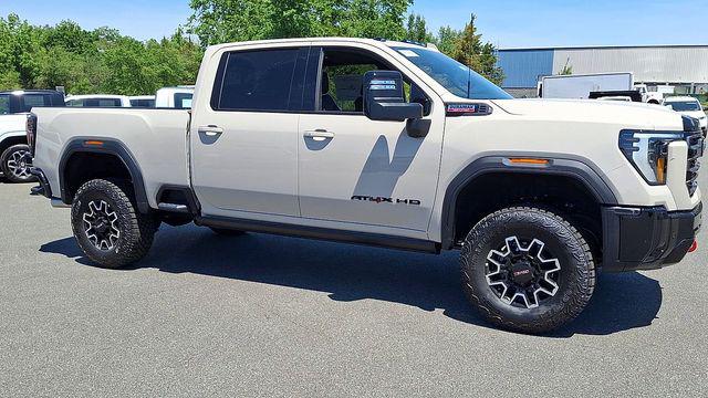 2026 GMC Sierra 2500HD Crew Cab, Standard Bed, AT4X, 4WD