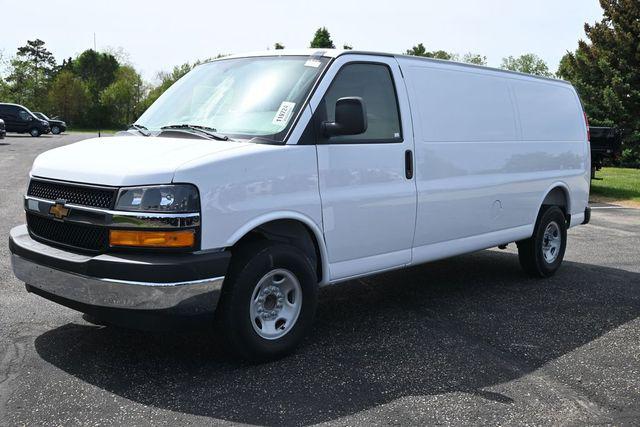 2026 Chevrolet Express Cargo Van 2500 Extended Wheelbase, WT, RWD