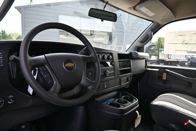 2026 Chevrolet Express Cargo Van 2500 Extended Wheelbase, WT, RWD