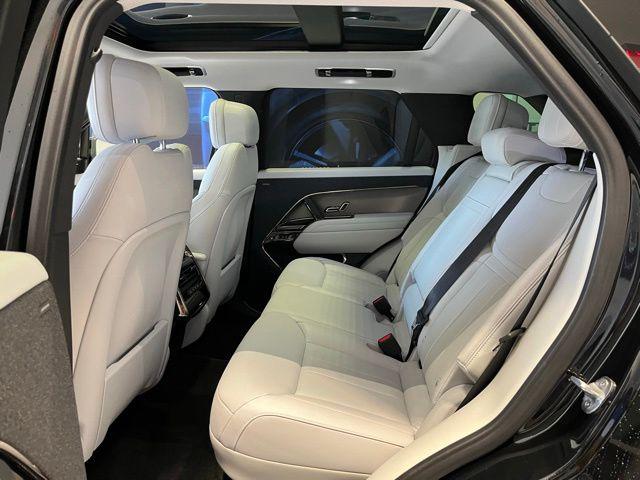 2023 Land Rover Range Rover Sport SE