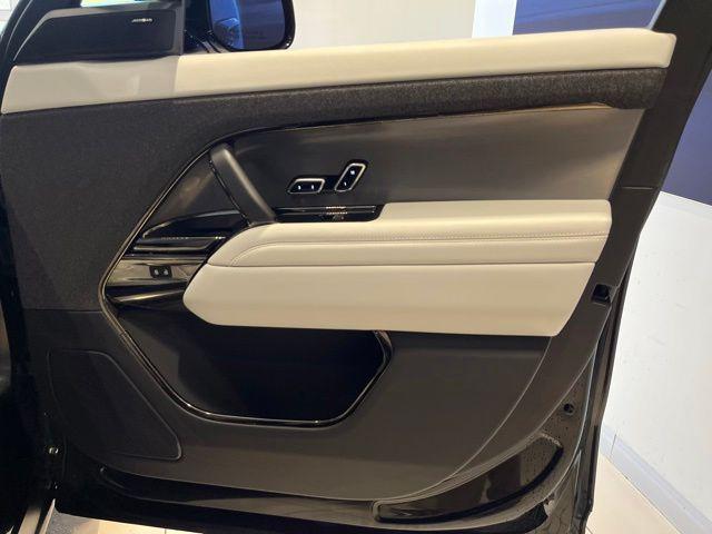 2023 Land Rover Range Rover Sport SE