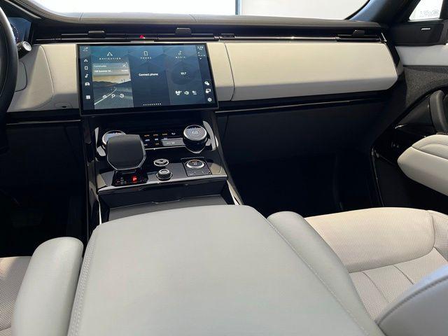 2023 Land Rover Range Rover Sport SE