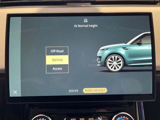 2023 Land Rover Range Rover Sport SE