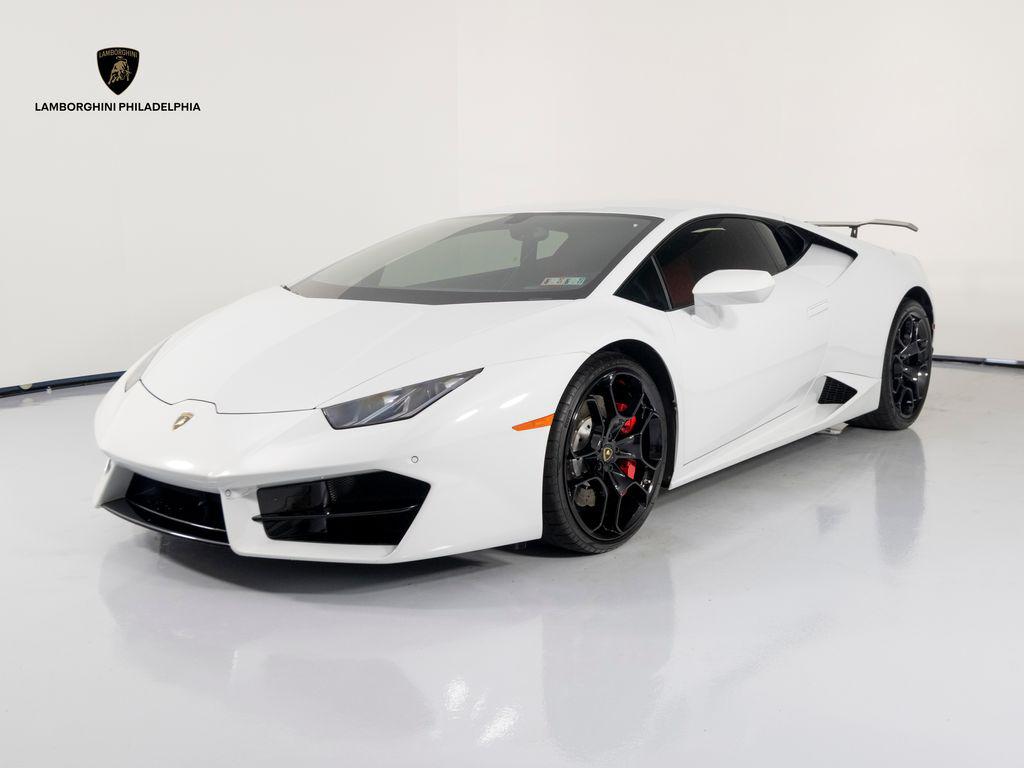 2017 Lamborghini Huracan LP 580-2 Coupe's photo