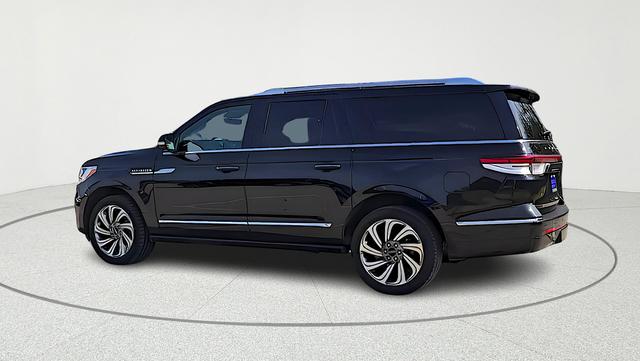 2024 Lincoln Navigator Premiere L
