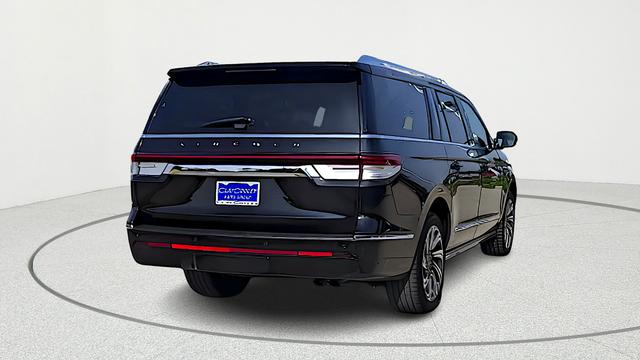 2024 Lincoln Navigator Premiere L