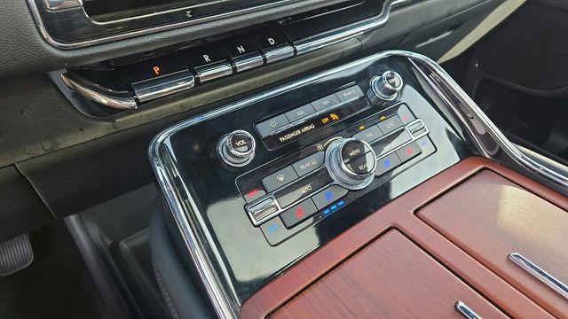 2024 Lincoln Navigator Premiere L