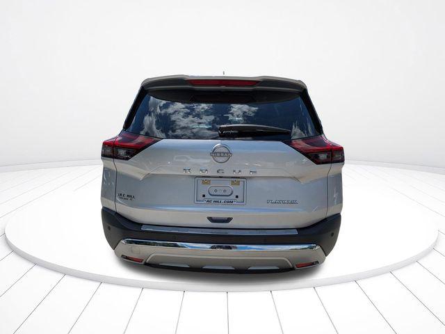 2022 Nissan Rogue Platinum FWD