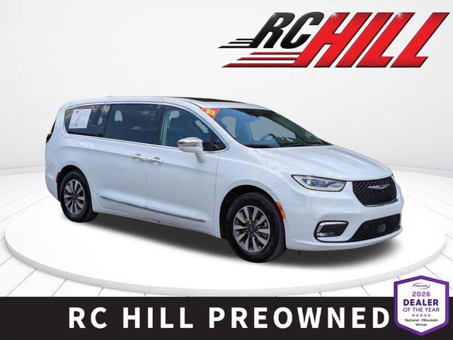 2022 Chrysler Pacifica Hybrid Limited for sale in Deland, FL