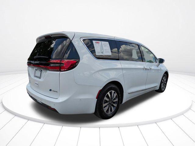 2022 Chrysler Pacifica Hybrid Limited