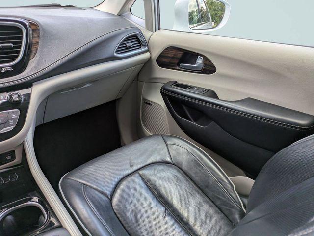 2022 Chrysler Pacifica Hybrid Limited