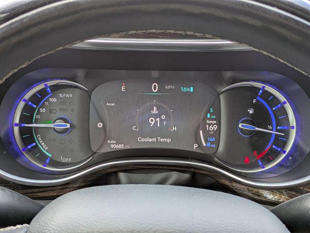 2022 Chrysler Pacifica Hybrid Limited