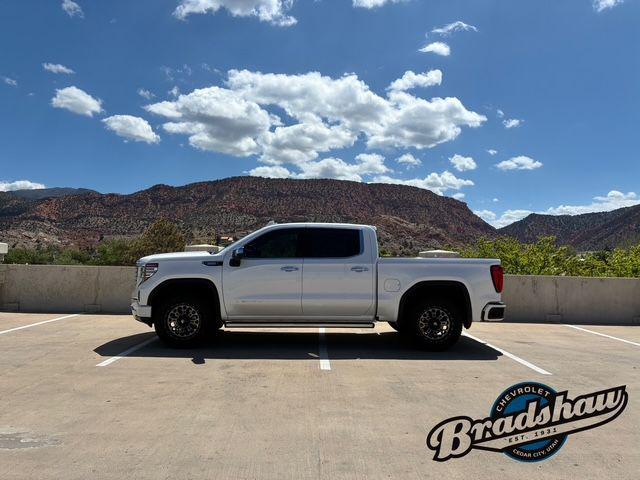 2023 GMC Sierra 1500 4WD Crew Cab Short Box Denali