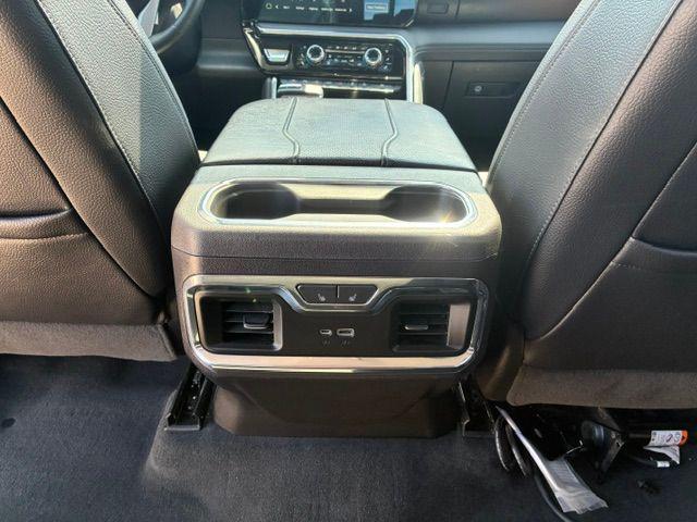 2023 GMC Sierra 1500 4WD Crew Cab Short Box Denali