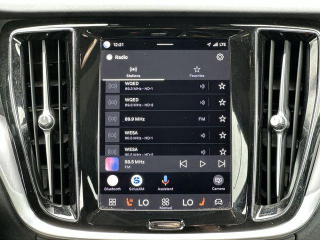 2024 Volvo S60 B5 Core Dark Theme