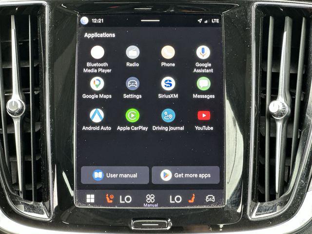 2024 Volvo S60 B5 Core Dark Theme