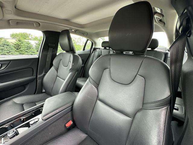 2024 Volvo S60 B5 Core Dark Theme