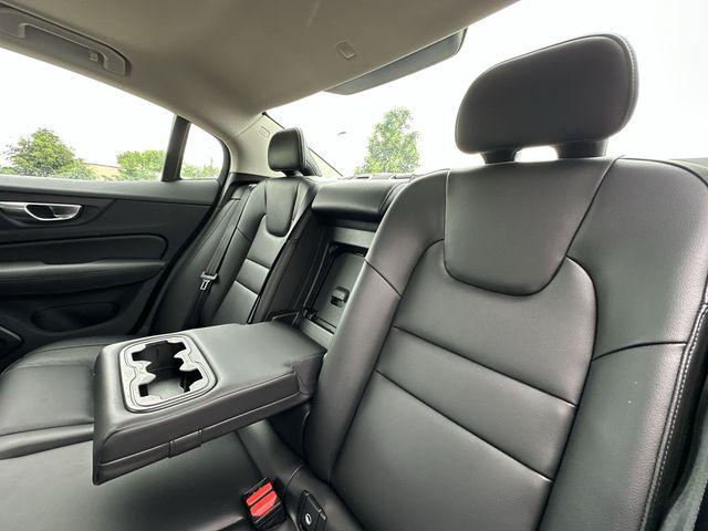 2024 Volvo S60 B5 Core Dark Theme