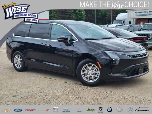 2027 Chrysler Pacifica Select for sale in Clio, MI