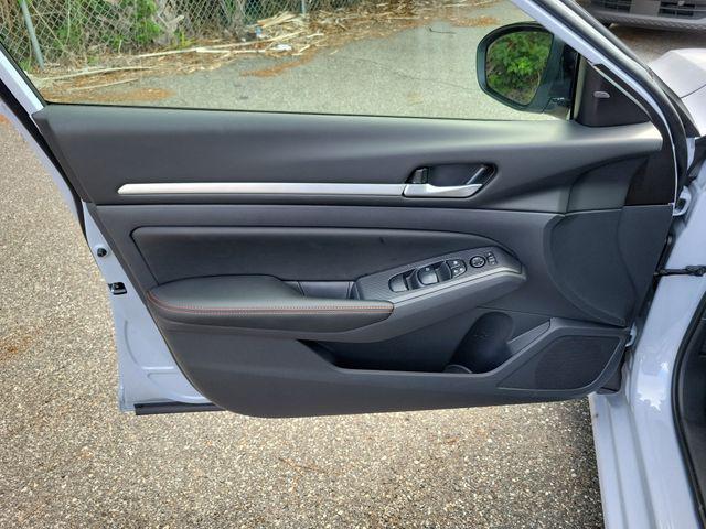2026 Nissan Altima SR FWD