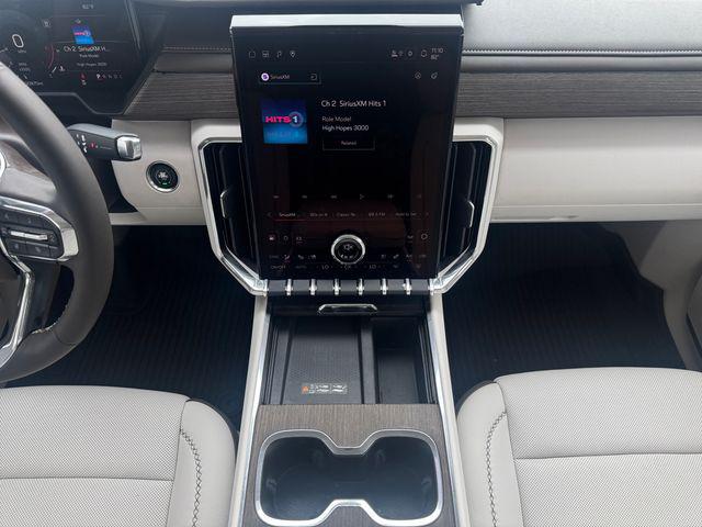 2024 GMC Acadia FWD Denali