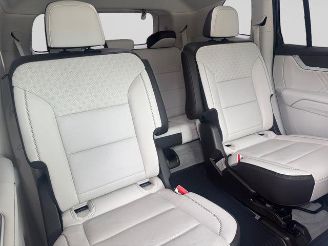 2024 GMC Acadia FWD Denali