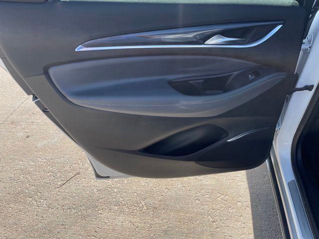 2021 Buick Enclave FWD Essence