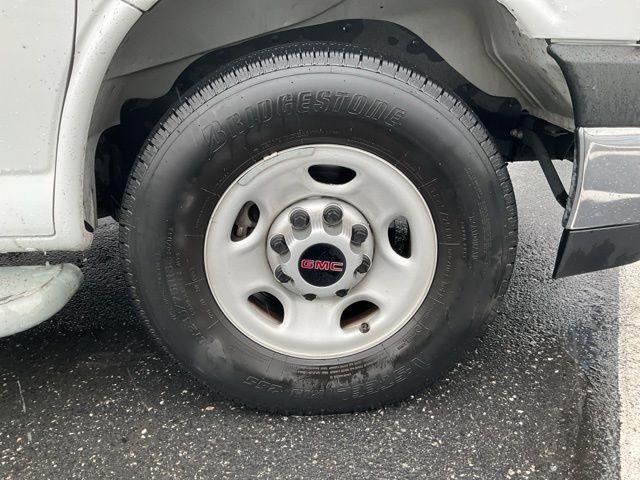 2024 GMC Savana Cargo RWD 2500 Regular Wheelbase Work Van