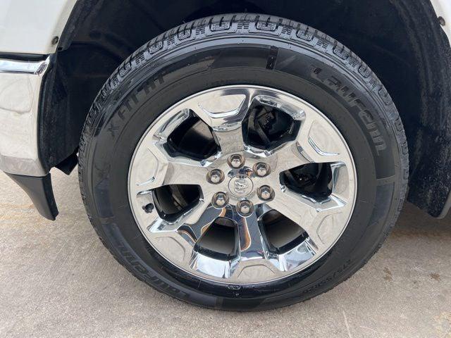 2020 Ram 1500 Big Horn Crew Cab 4x4 5'7" Box