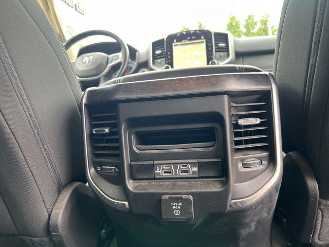2020 Ram 1500 Big Horn Crew Cab 4x4 5'7" Box