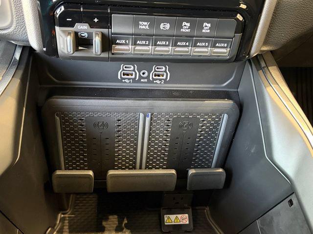 2026 Ram 3500 Laramie Crew Cab 4x4 64 Box