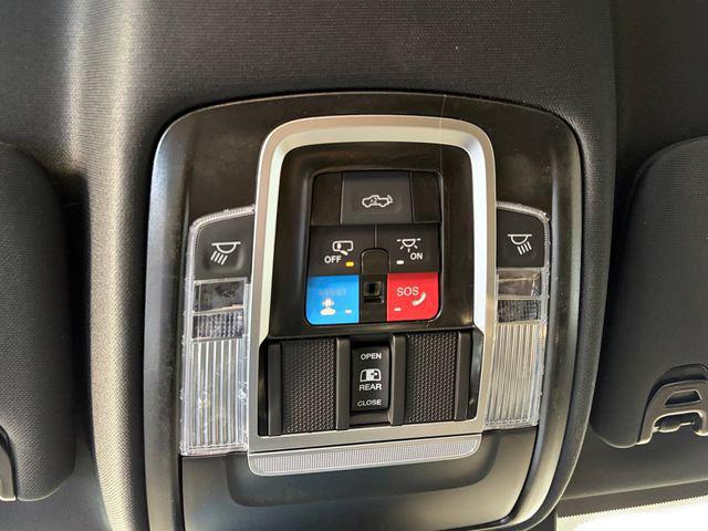 2026 Ram 3500 Laramie Crew Cab 4x4 64 Box