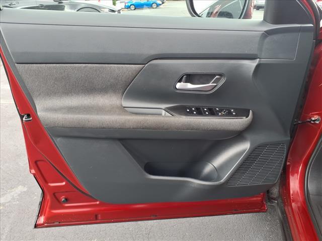 2025 Nissan Kicks SV FWD
